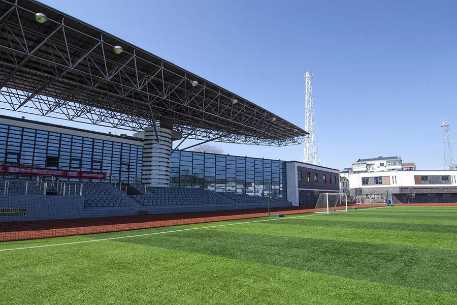 三清山体育场看台网架工程