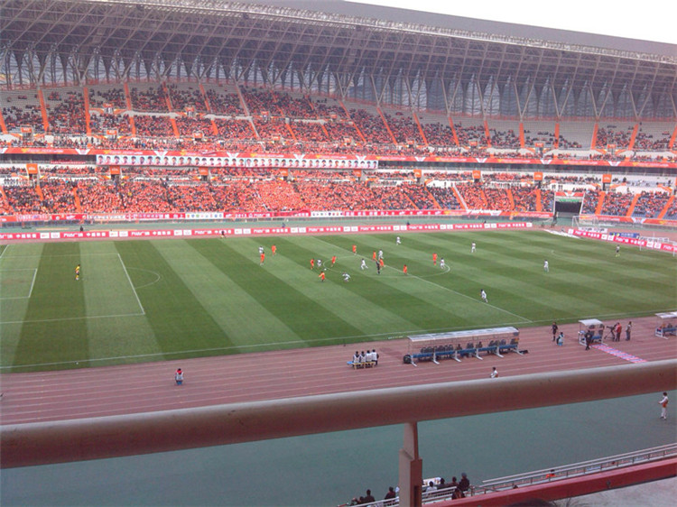 三清山体育场看台网架